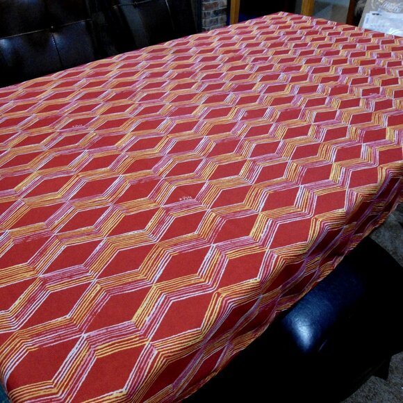 VERA Rectangle 60"x102" Fabric Tablecloth Red White Holiday Colors Modern Vibe - Picture 6 of 10